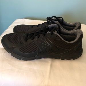 New Balance running shoes, black, size 8